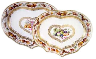 Royal Crown Derby Gallery and Derby Porcelain Products - from antique-marks.com