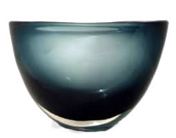 Whitefriars Glass indigo cased bowl (pat. no. 9659) designed by Geoffrey Baxter