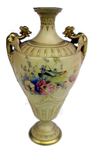 Royal Worcester
Gallery - Blush Ivory Vase