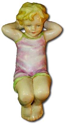 worcester - freda doughty figure happy days c1938