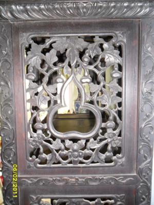 upper side panel