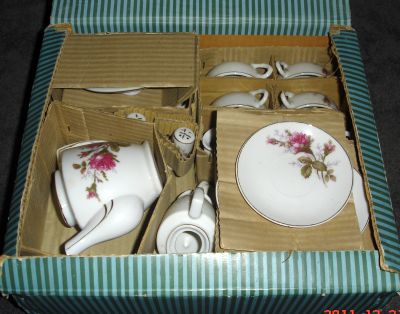 Boxed Toy Tea Set